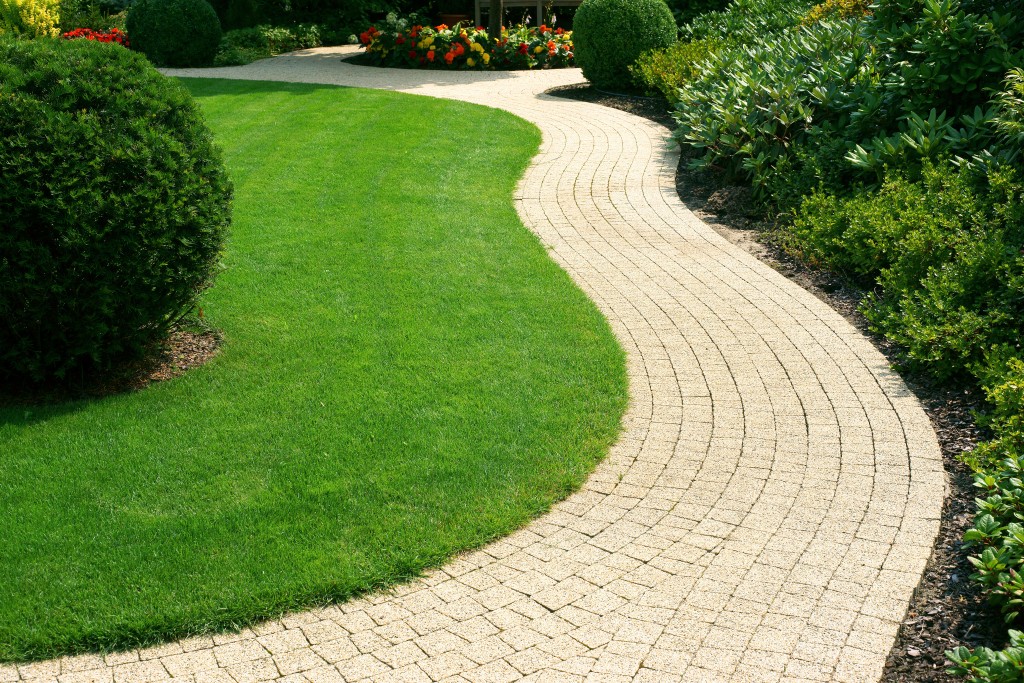 Construction d'une allée de jardin à Québec